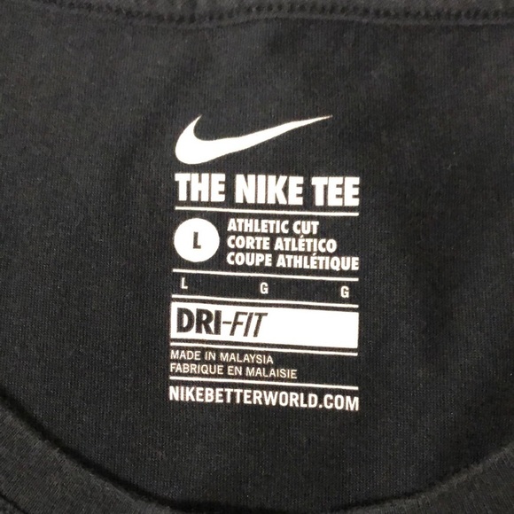 The Nike Tee Women's Black Athletic Cut Graphic Tee size Large - Picture 9 of 10